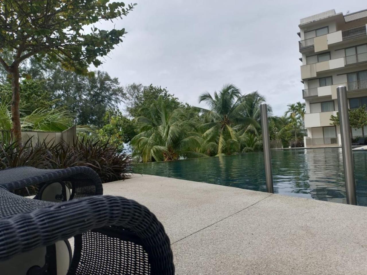 By The Sea Batu Ferringhi Apartment Exterior photo
